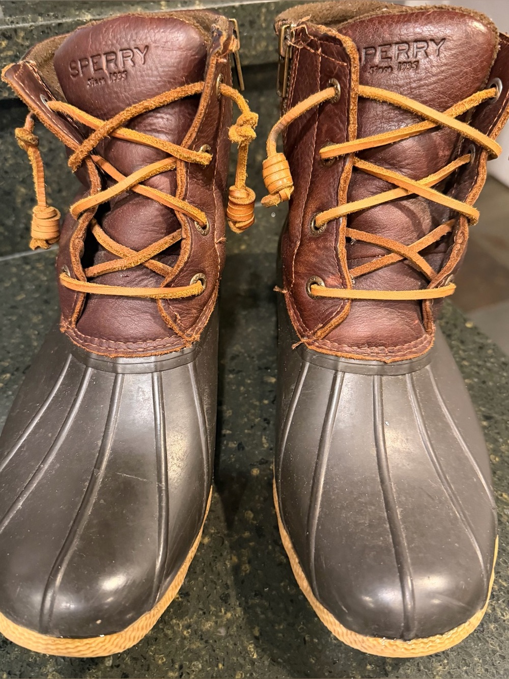 Sperry Women’s Saltwater Duck Boot Size 8